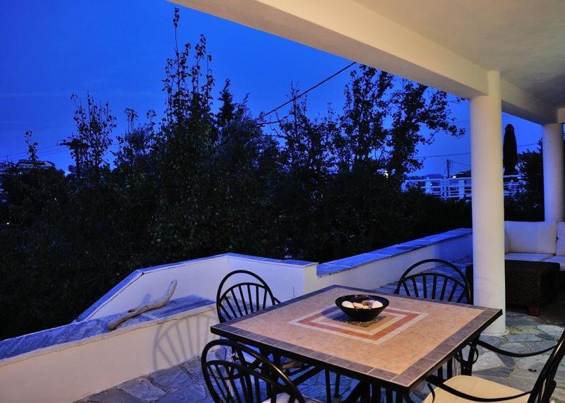 Villa Ftelia Skiathos Town Exterior foto