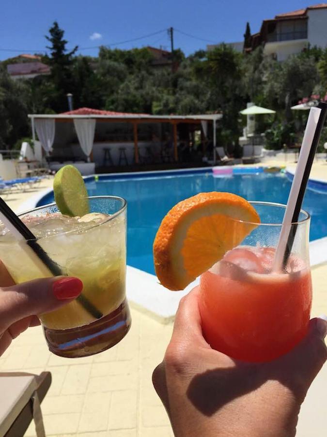 Villa Ftelia Skiathos Town Exterior foto