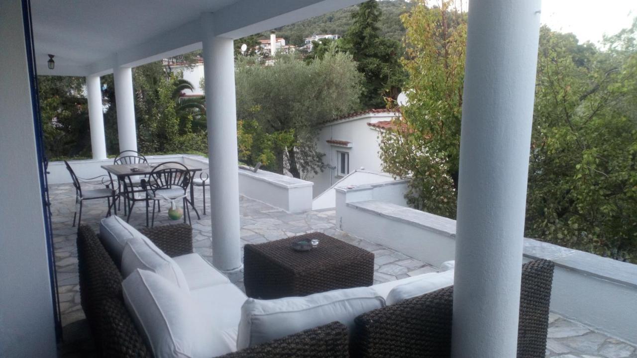 Villa Ftelia Skiathos Town Exterior foto